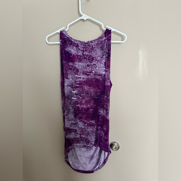 173 'Unlisted' Sleeveless Blouse XL - Picture 3 of 5